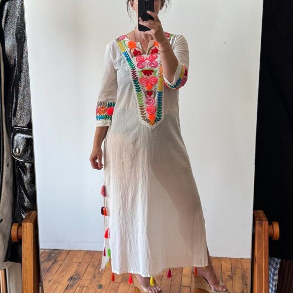 NWT ROBERTA ROLLER RABBIT Boho Anastasia White Embroidered Kaftan - Picture 1 of 12